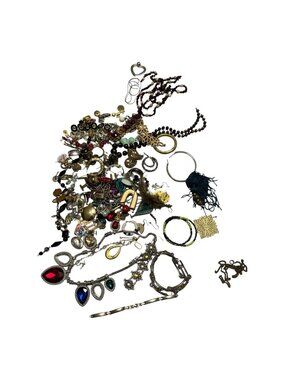 Vintage Jewelry Lot Craft Junk Wearable Rhinestone Beaded Mixed Single Earrings